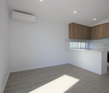 SHORT TRIP TO CARNES HILL SHOPPING CENTRE - Photo 3