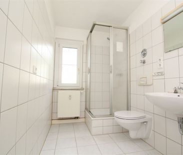 Gemütliche, helle 2 Raumwohnung mit Balkon im Grünen - Photo 2