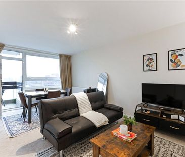 Ranelagh Gardens, London, SW6 flat to rent - Photo 1