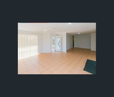 Great Family Home in Torquay - Photo 1