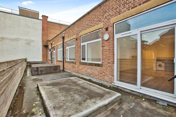 Middle Street, Yeovil - Photo 1