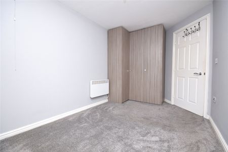 6, New Forest Way, Leeds, West Yorkshire, LS10 4GH - Photo 4