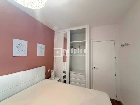Piso de alquiler en Del Quince de Mayo, San Isidro - Photo 2