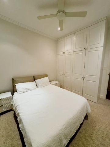 8 Portman St(OP), Sydney - Photo 2