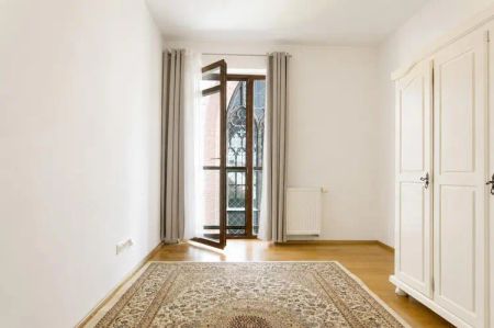 Pronájem výjimečného bytu 4+KK se dvěma terasami a garážovým stáním - Photo 5