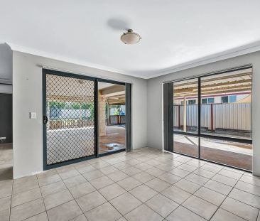 Welcome to 11 Tallarook Way, Waggrakine - Photo 2