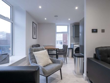 Apt 2, Aberdeen House Room 1 - Photo 2