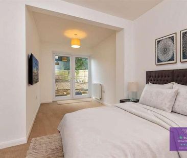 Cheriton Close, St. Albans, AL4 - Photo 1