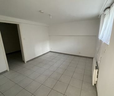 Location Appartement 1 pièce 29m² ORLEANS 45000 - Photo 4