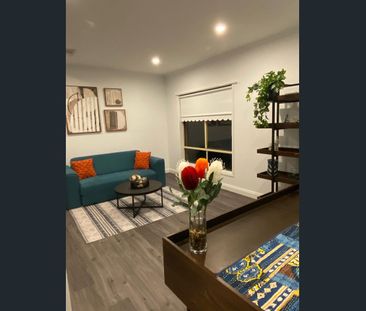 Spacious Family Living in Prime Seabrook Location - Photo 2