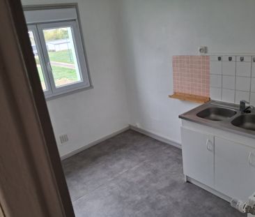 Location - Appartement T2 - 37 m² - Grand-Charmont - Photo 1