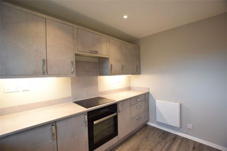 Shipley Court, Gateshead, NE8 - Photo 5