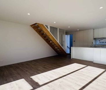 Phillipstown - 2 Bedroom - Photo 1