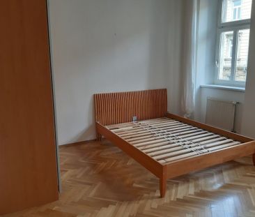Pronájem bytu 1+1 • 40 m² bez realitkyMozartova, Praha - Smíchov - Photo 1