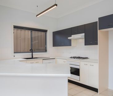 28/9 Hutton Street - Photo 2