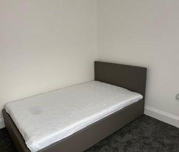 1 bedroom in a house share to rent - Photo 6