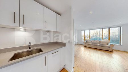 Modern two double bedroom two bathroom near tube & shops - Photo 2