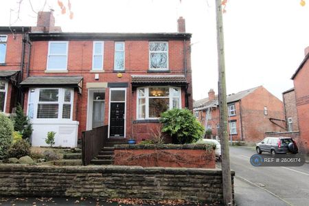 3 bedroom terraced house to rent - Photo 4