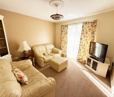 3 bedroom semi-detached house to rent - Photo 6