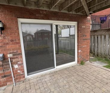 For Lease - 12 Revelstoke Court Unit# Lower, Barrie, Ontario - Photo 3