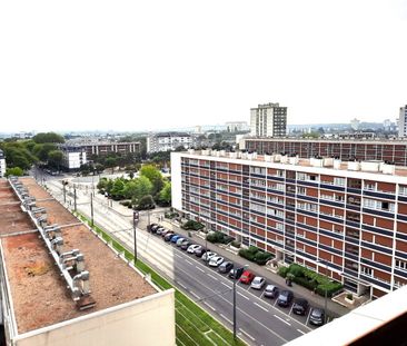 Appartement situé à Tours centre, proche de toutes commodités (écol... - Photo 3