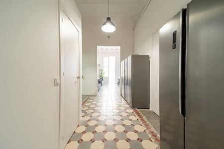 Carrer de la Unió, Barcelona, Catalonia 08001 - Photo 4