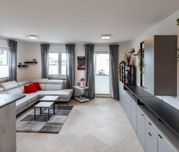 Erstbezug: Sofort bezugsfertiges, möbliertes Apartment mit Balkon - Foto 1