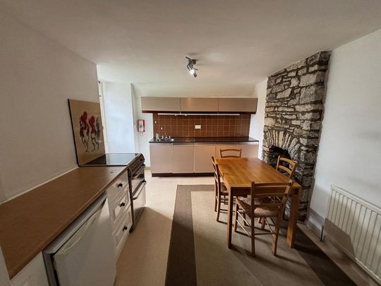 2 bedroom semi-detached house to rent - Photo 1