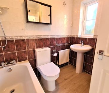 2 bedroom maisonette to rent - Photo 4