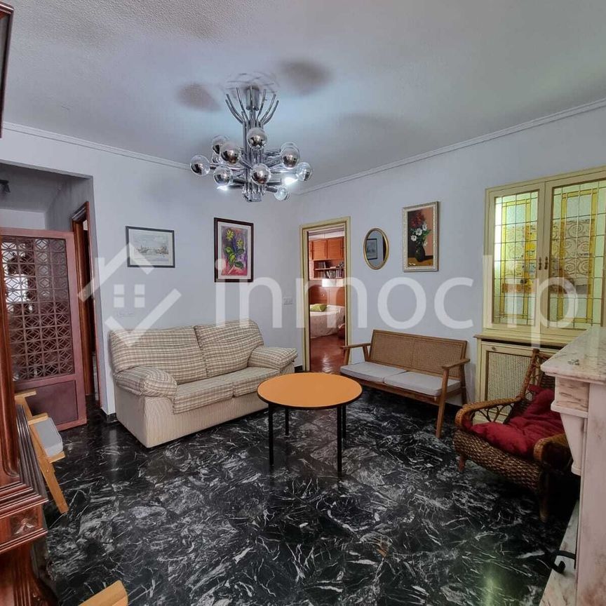 Ático de alquiler en Plaza Angel, Barrio del Centro - Photo 1