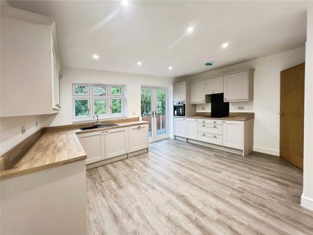 2 bedroom bungalow to rent - Photo 3