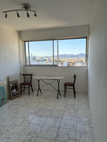 Location Studio meublé 15m² Marseille 13004 Chartreux - Photo 2