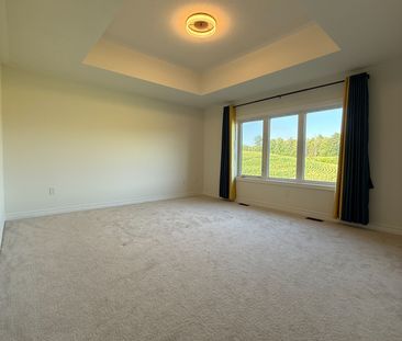 For Lease - 345 Silk Twist Drive, East Gwillimbury, Ontario - Photo 4