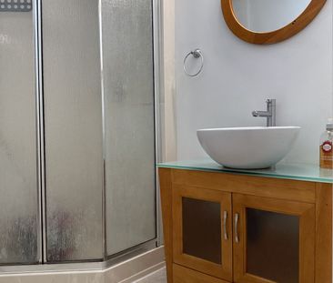 For Lease - 678 OXFORD Street, London East, Ontario - Photo 3