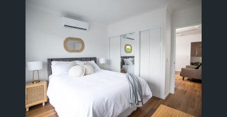 Extra space fully furnished spacious Apartment *SOLE OCCUPANCY ONLY" - Photo 2