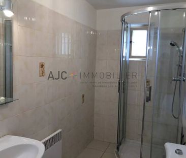 APPARTEMENT T2 AVEC COUR - Photo 2