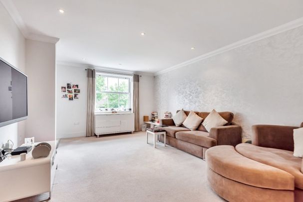 Packhorse Road, Gerrards Cross,SL9 - Photo 1