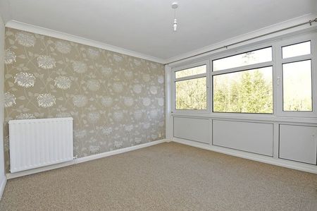 Filmer Grove, Godalming - 2 bedrooms Property for lettings - Seymours - Photo 2