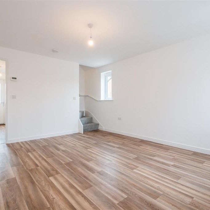 2 bedroom semi-detached house to rent - Photo 1