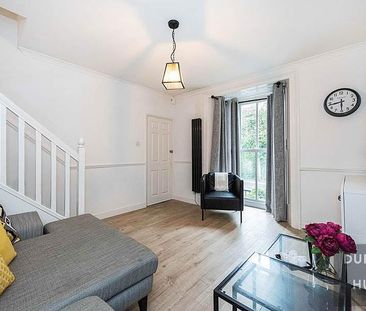 Bansons Court, High Street, Ongar - Photo 2