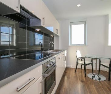 2 bedroom apartment to rent - Photo 6