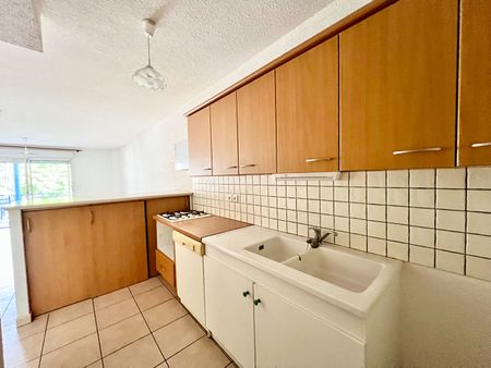 Location Appartement 2 pièces 52m² - Photo 3