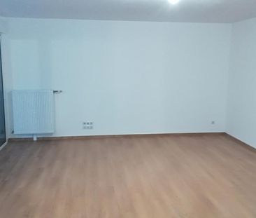 Location Appartement 3 pièces 74m² BIHOREL 76420 - Photo 1