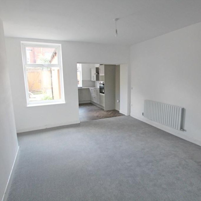 2 bedroom terraced house to rent - Photo 1