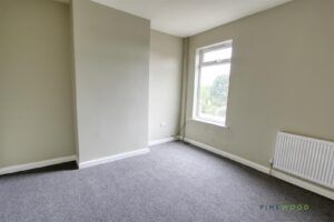 2 BEDROOM House - Mid Terrace - Photo 4