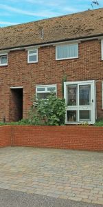 Perkins Avenue, CT9 4AY, Margate - Photo 4