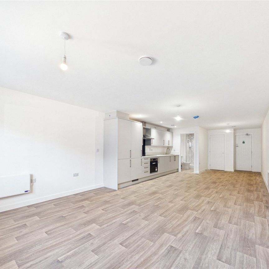 Phoenix Court, Hawkins Road, Colchester, CO2 8ZE - Photo 1