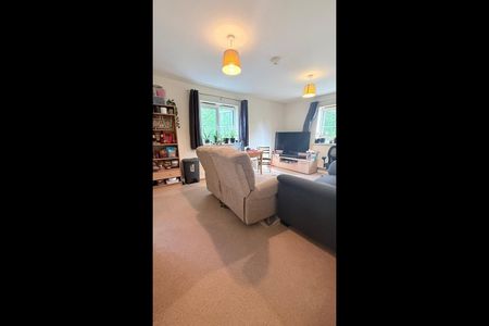 2 Bed Flat, Filton, BS34 - Photo 3