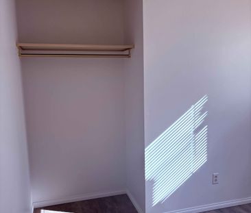 Moon Manor – 2 Bedroom 1 Bathroom Unit Available - Photo 4