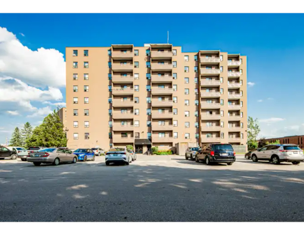 27-40 Vanier Drive | 40 Vanier Drive, Guelph - Photo 1
